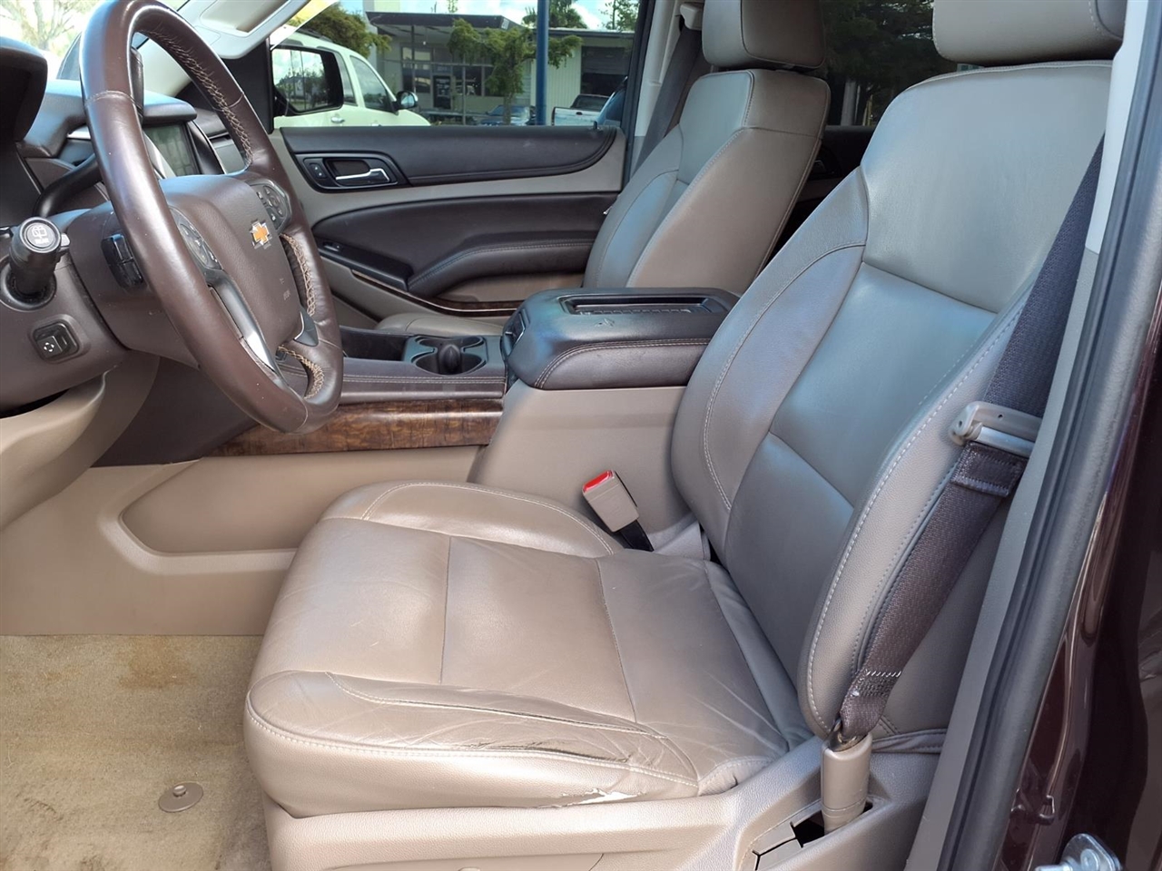 Chevrolet Suburban  2017