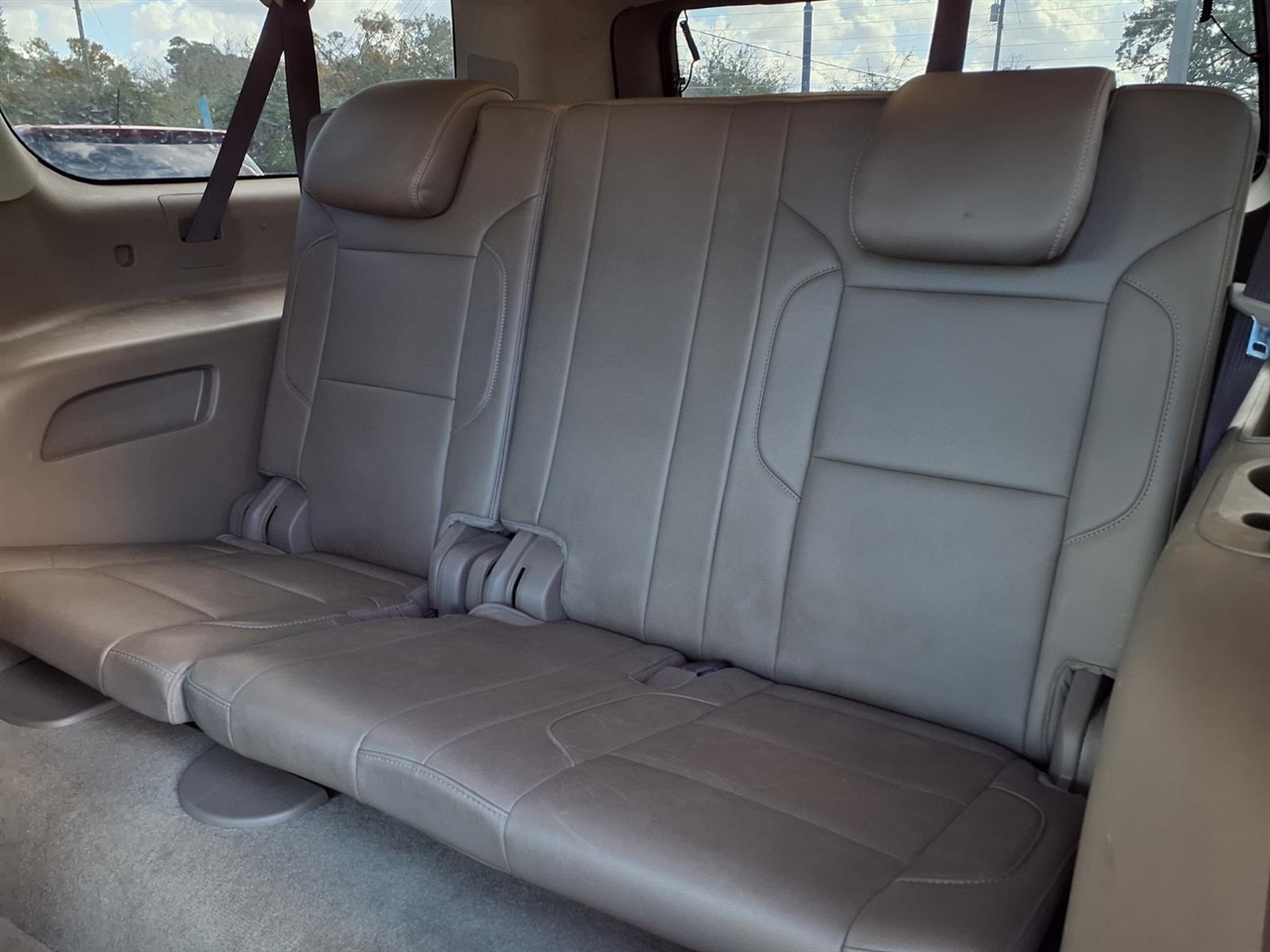 Chevrolet Suburban  2017