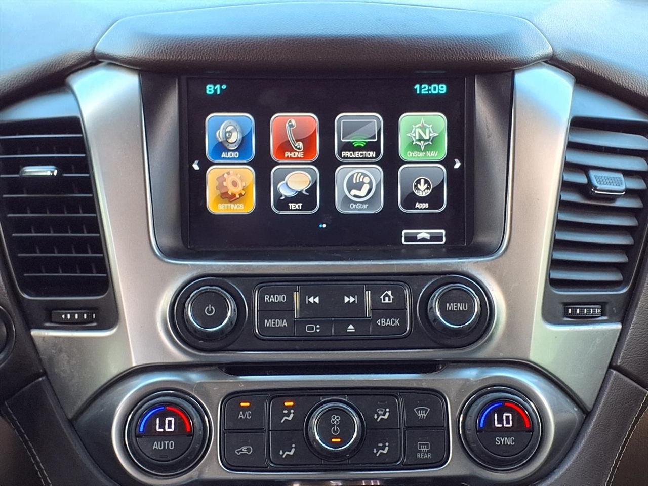 Chevrolet Suburban LT 2WD 2017