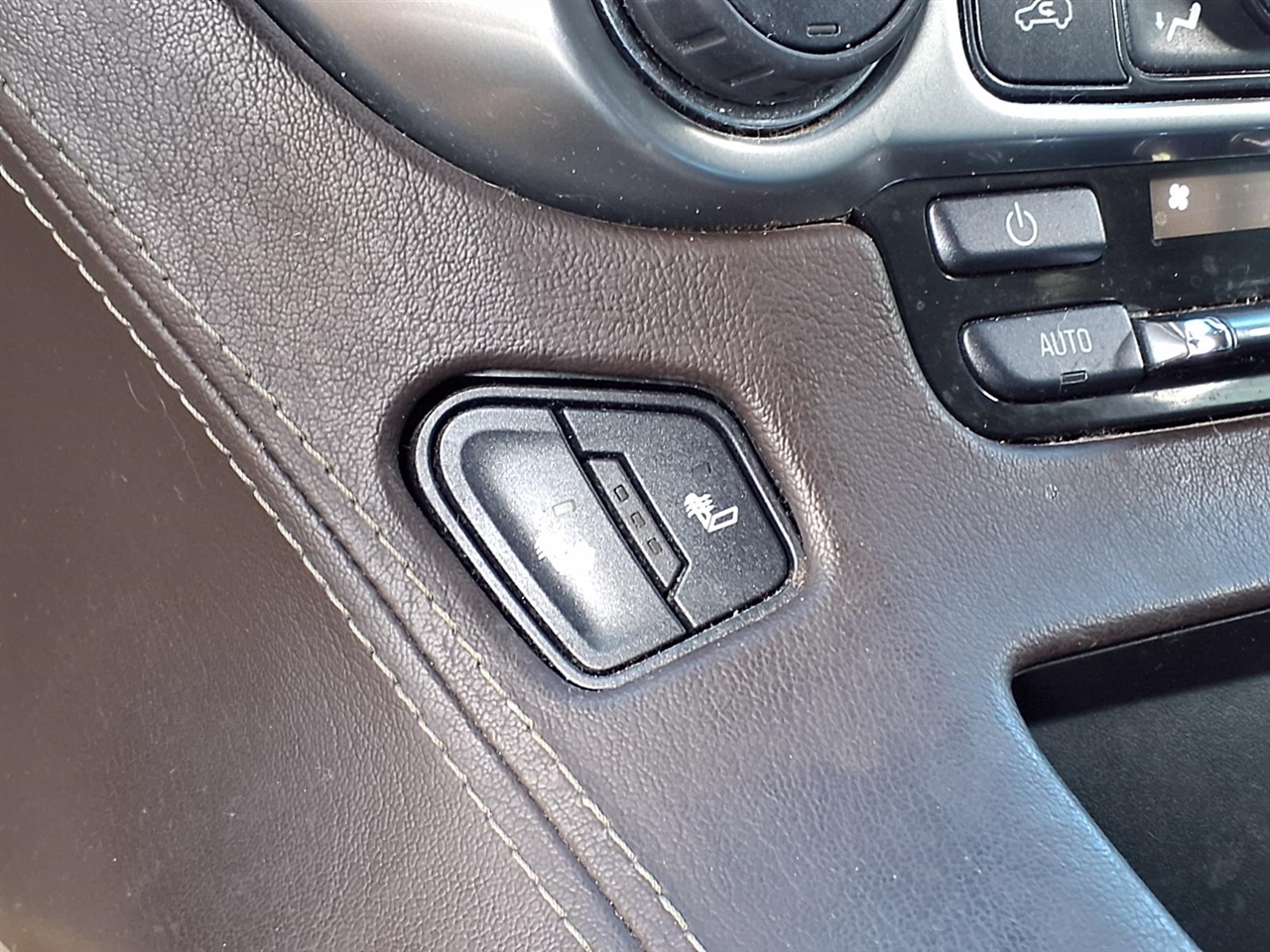 Chevrolet Suburban LT 2WD 2017