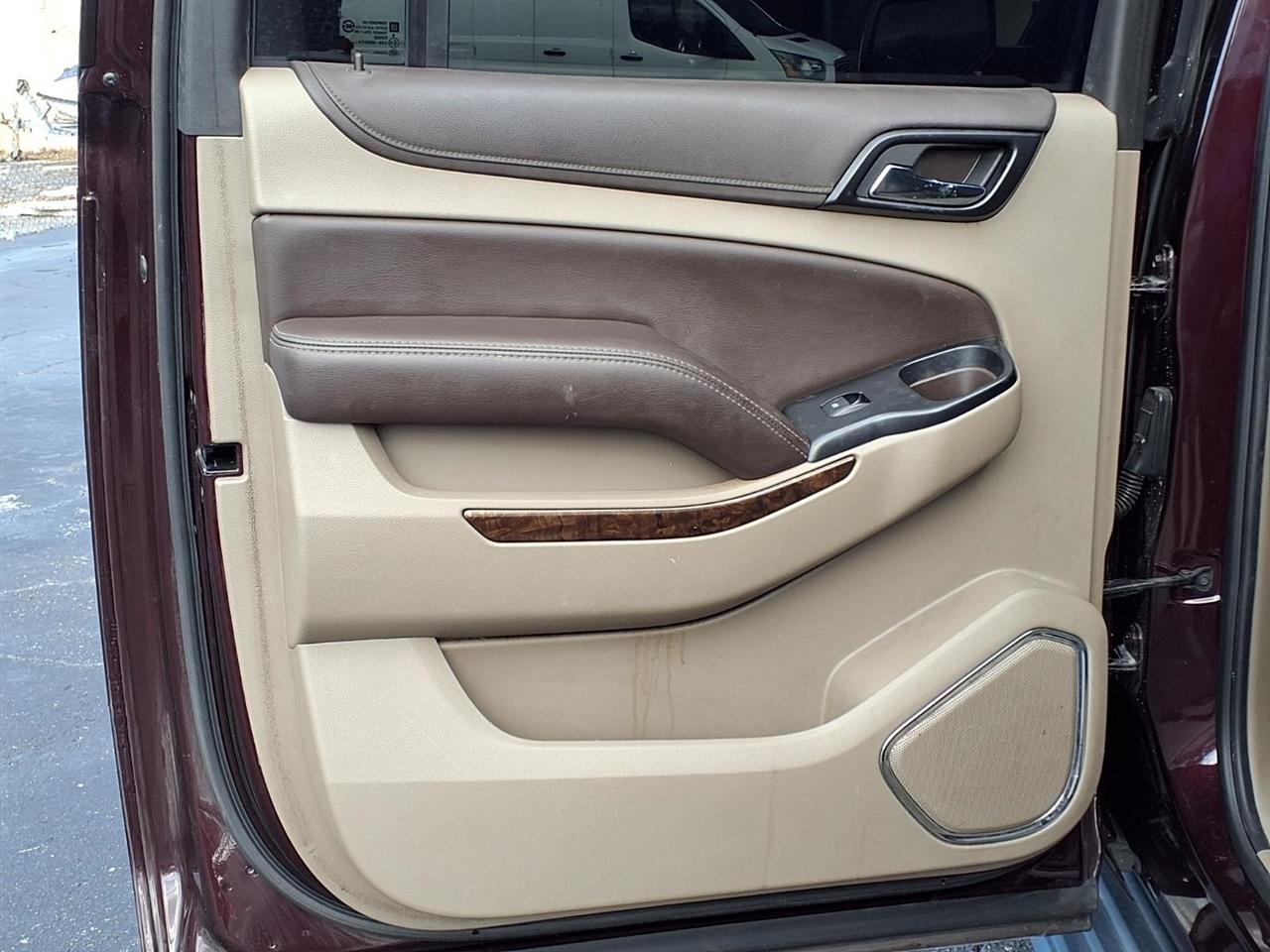 Chevrolet Suburban LT 2WD 2017