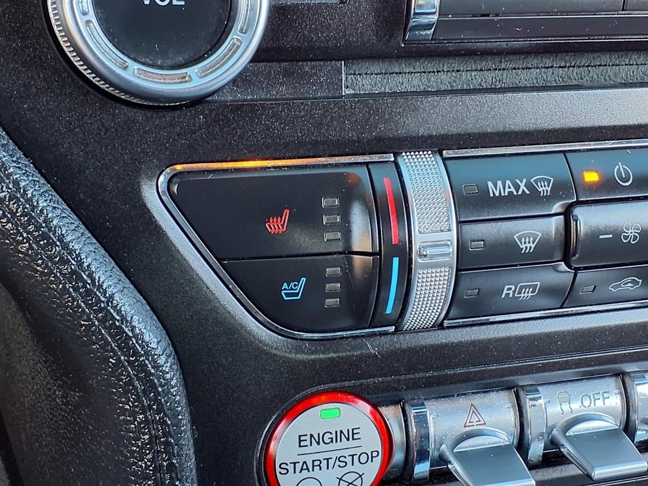 Ford Mustang 2dr Conv EcoBoost Premium 2017