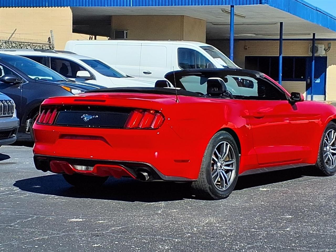 Ford Mustang 2dr Conv EcoBoost Premium 2017
