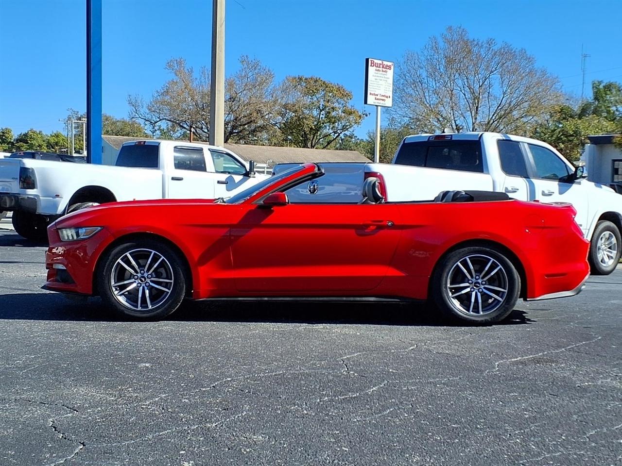 Ford Mustang 2dr Conv EcoBoost Premium 2017