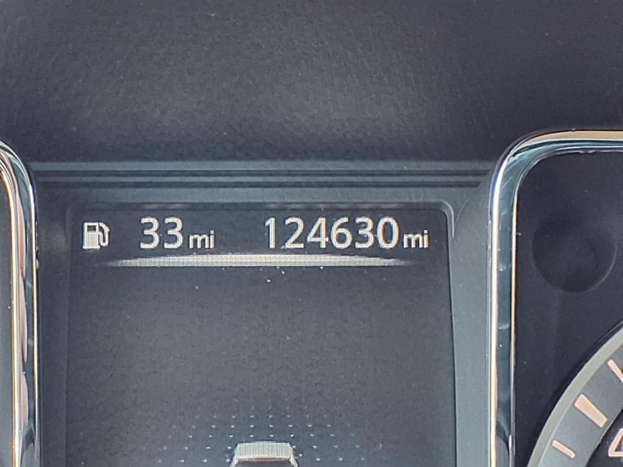 Nissan Titan 2WD Crew Cab SE 2017