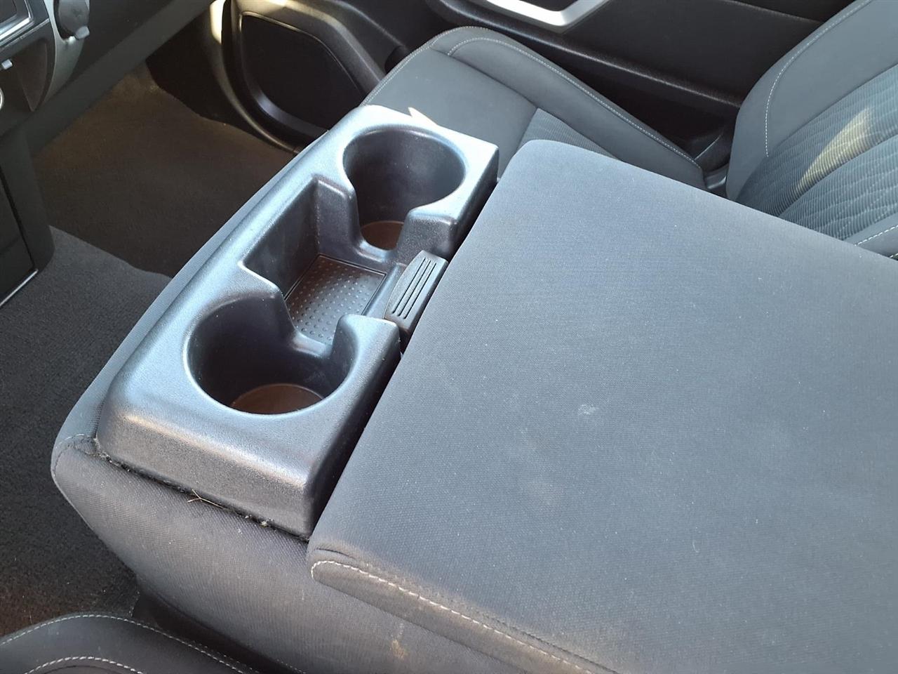 Nissan Titan 2WD Crew Cab SE 2017