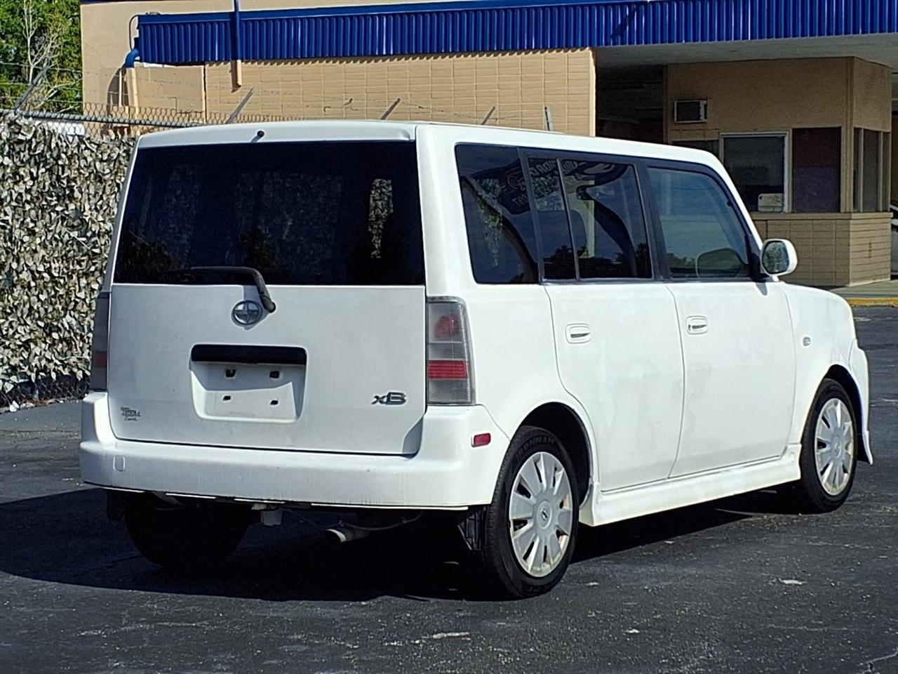 Scion xB  2006