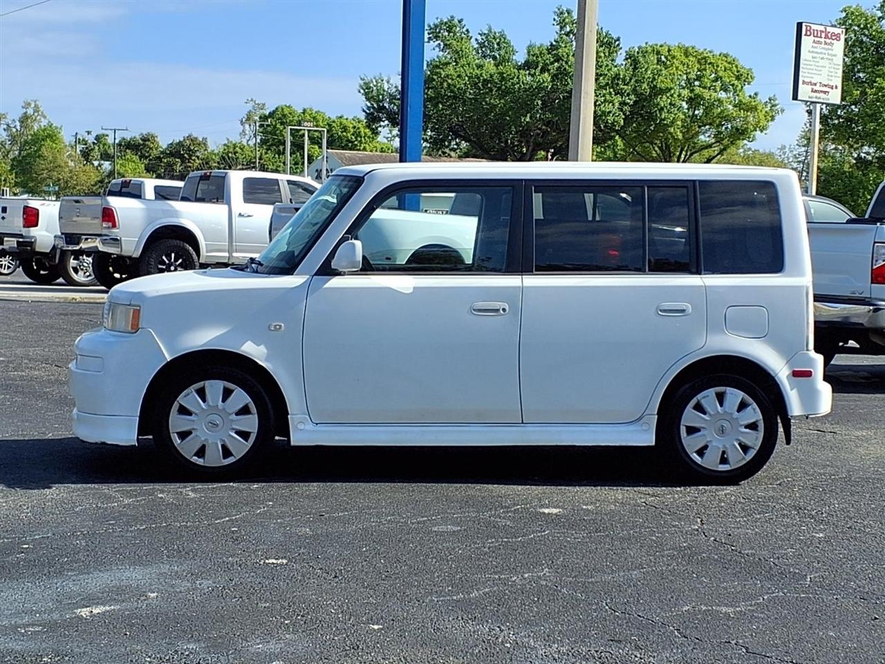 Scion xB  2006