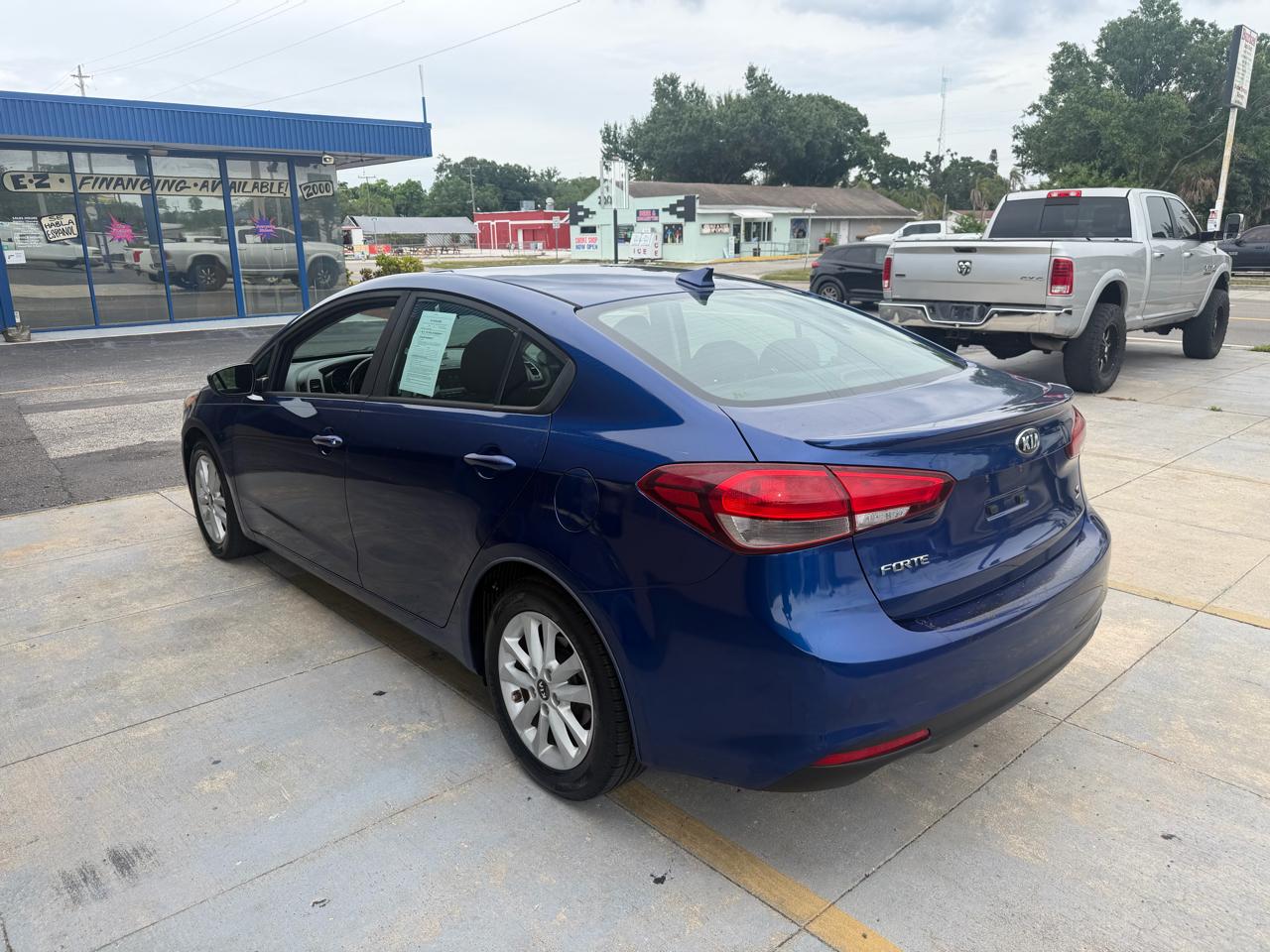 Kia Forte LX 6A 2017
