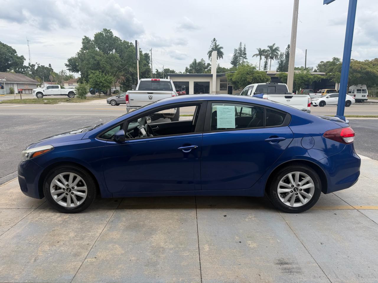 Kia Forte LX 6A 2017