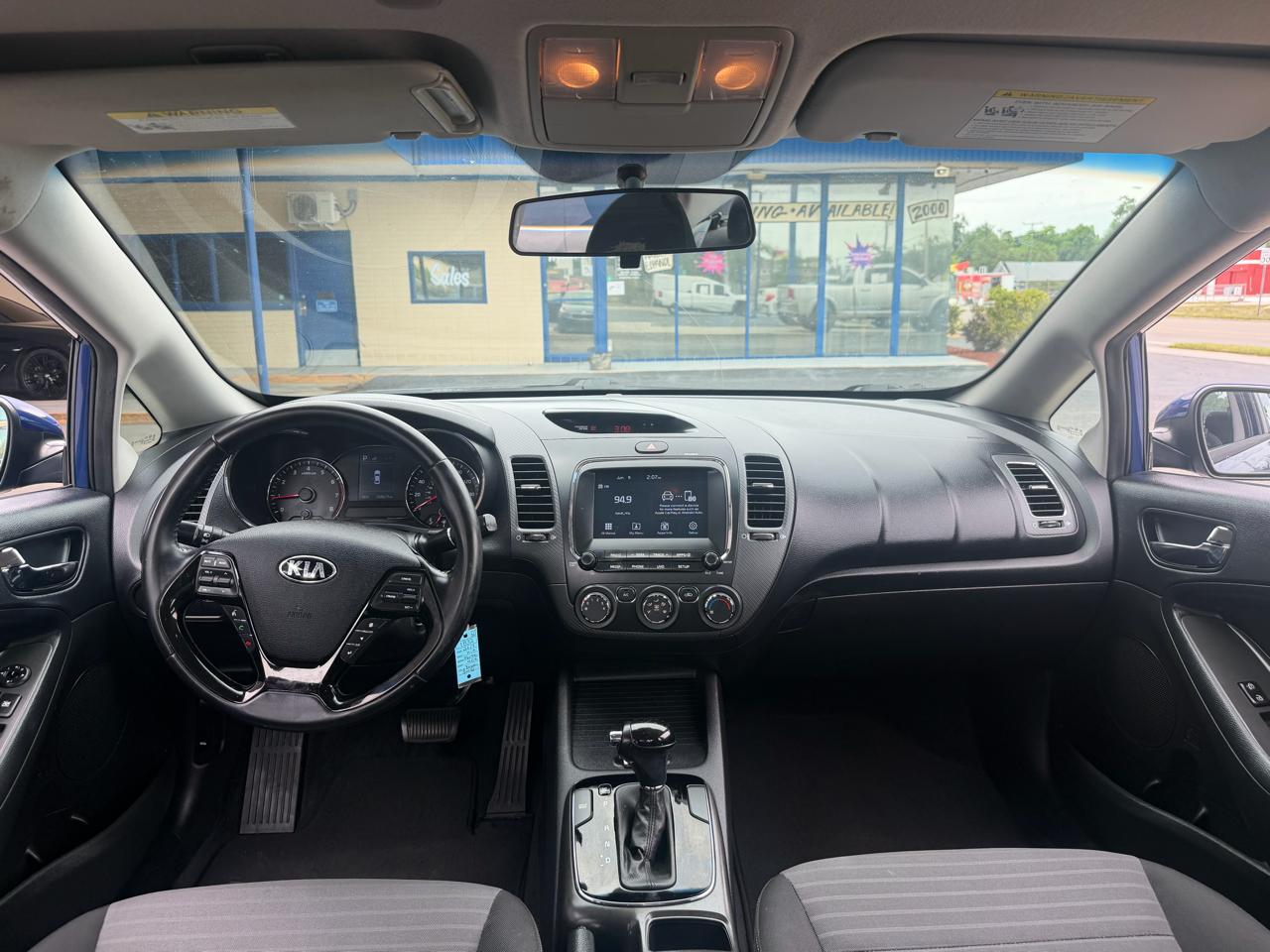 Kia Forte LX 6A 2017