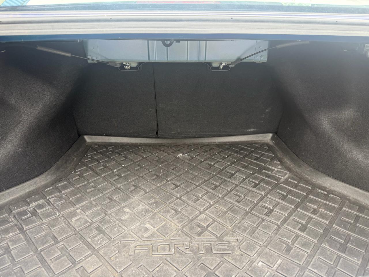 Kia Forte LX 6A 2017