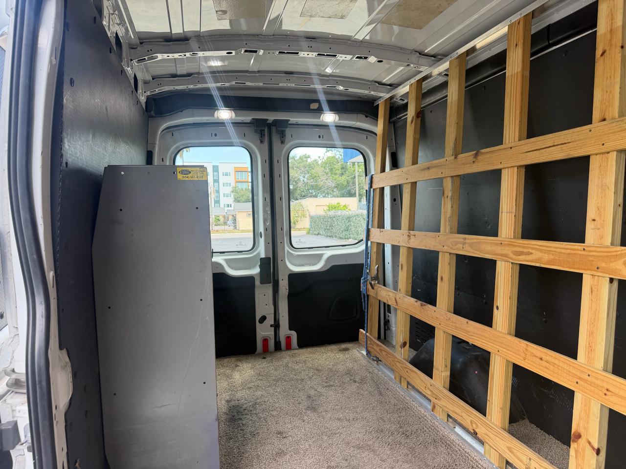 Ford Transit 250 Van Med. Roof w/Sliding Pass. 148-in. WB 2019