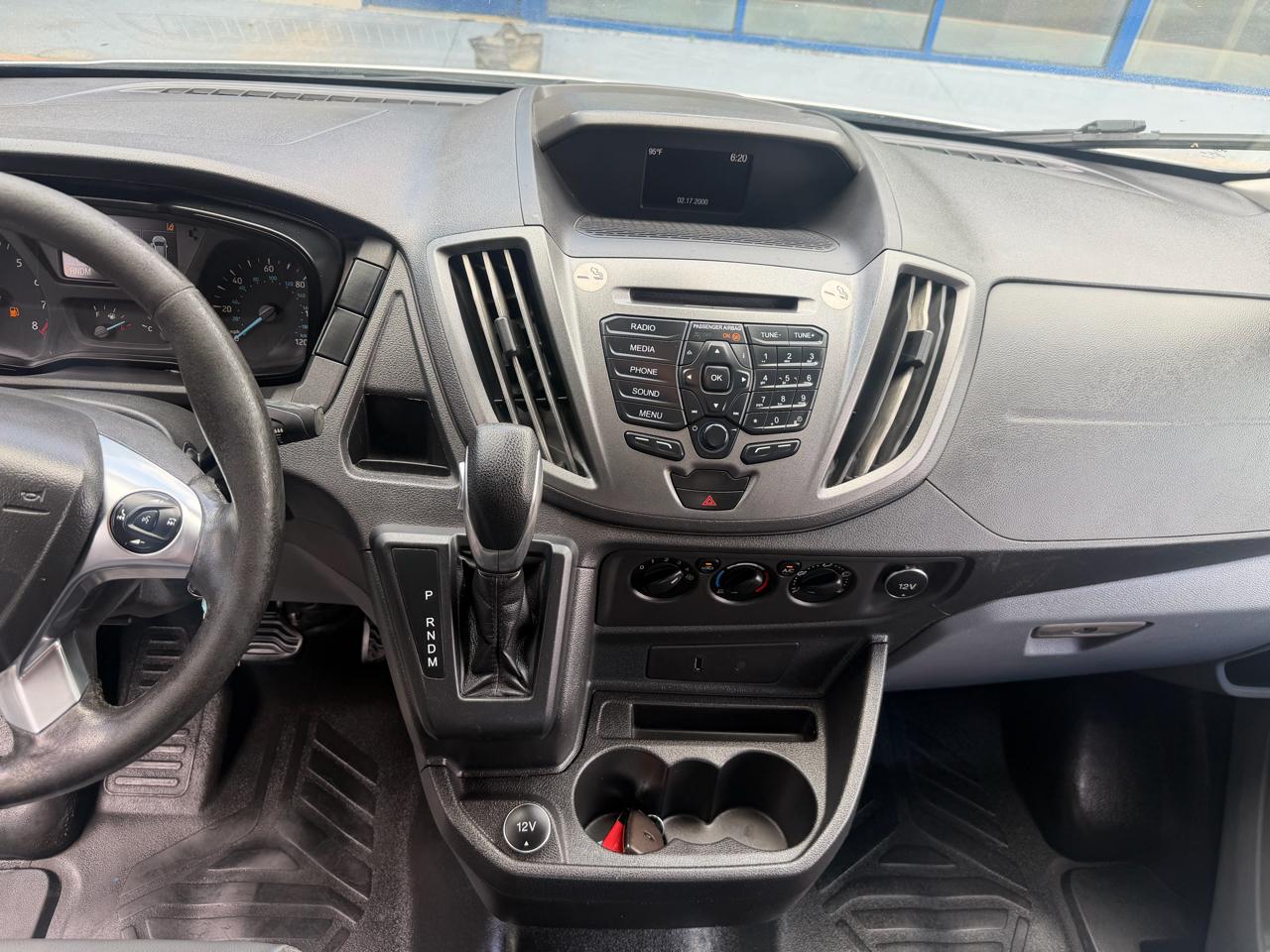 Ford Transit 250 Van Med. Roof w/Sliding Pass. 148-in. WB 2019