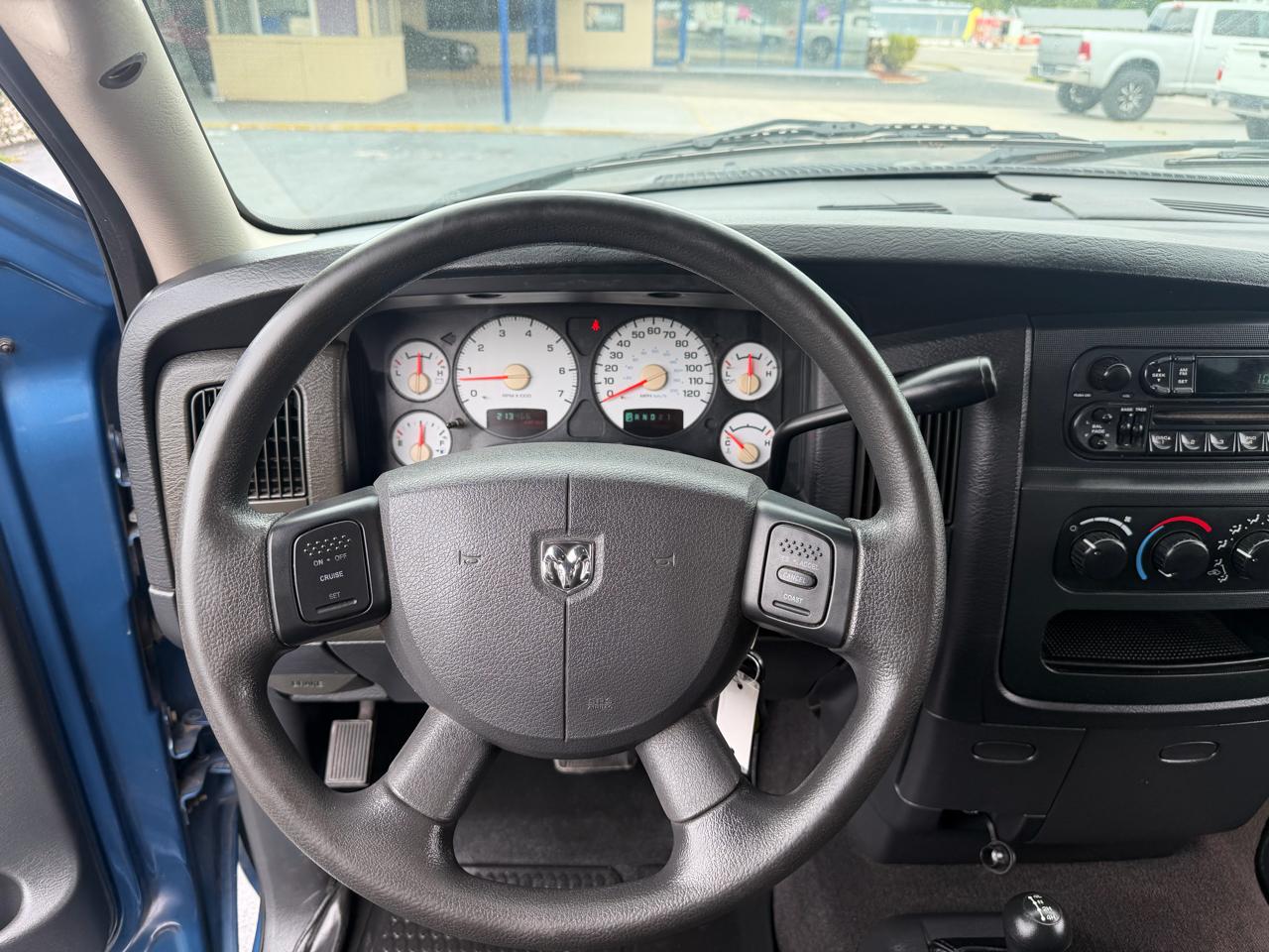 Dodge Ram 1500 SLT Short Bed 4WD 2004