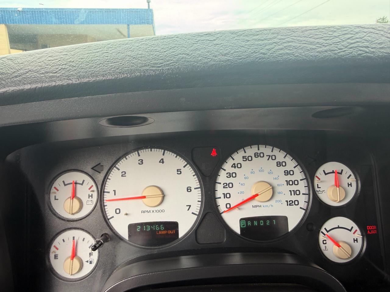 Dodge Ram 1500 SLT Short Bed 4WD 2004