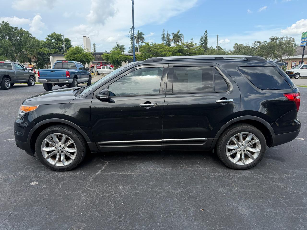 Ford Explorer XLT FWD 2014
