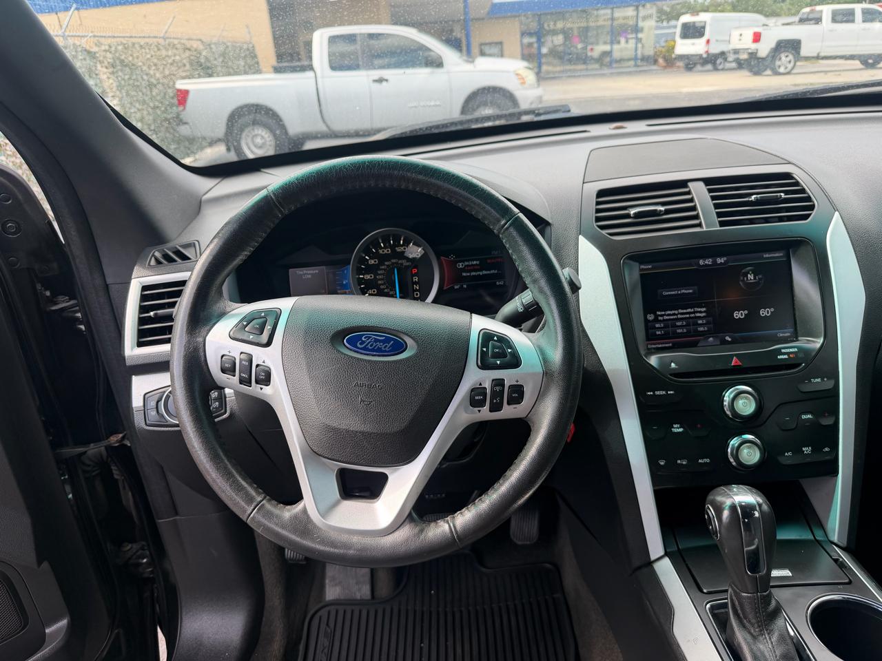 Ford Explorer XLT FWD 2014