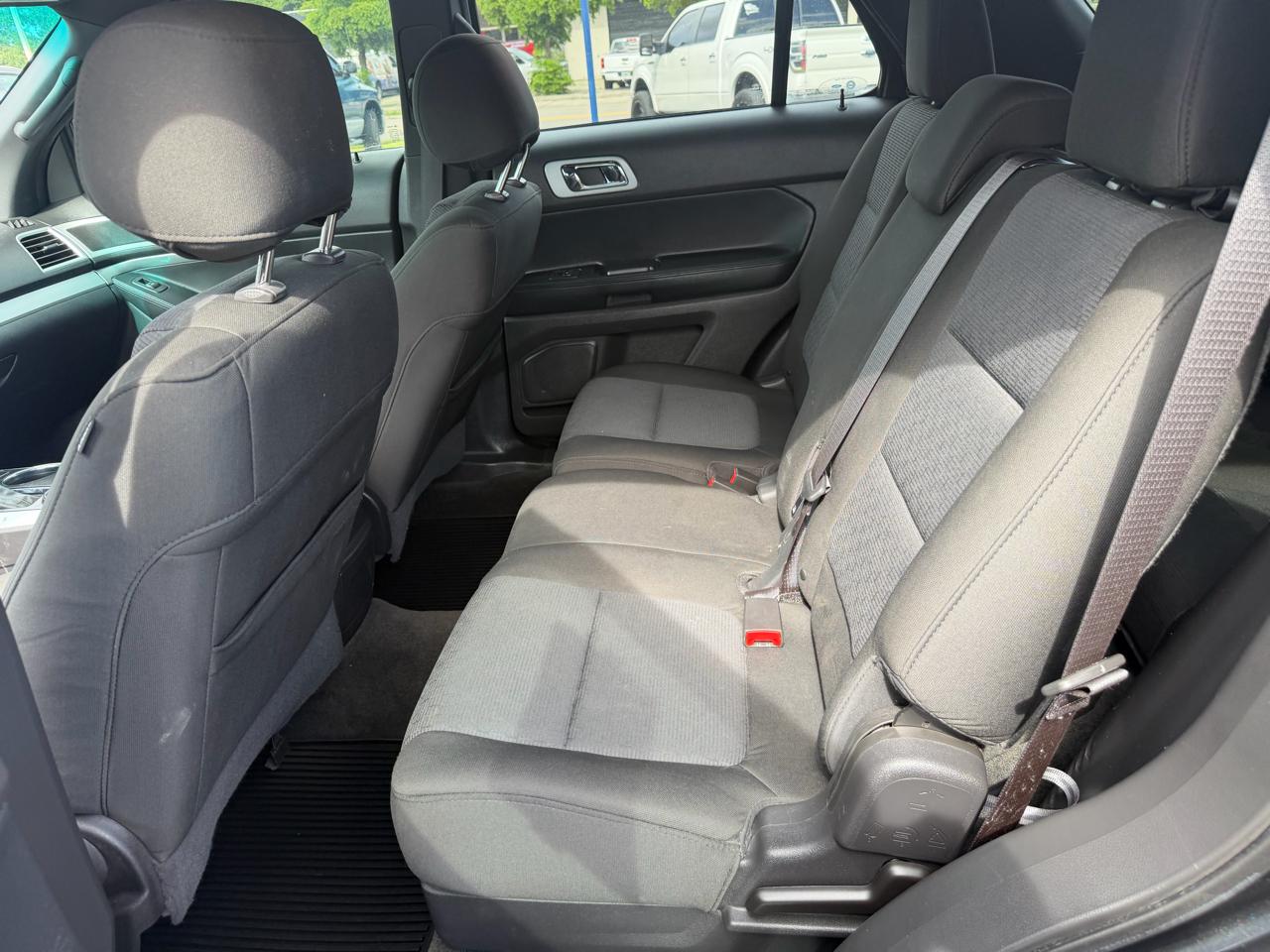 Ford Explorer XLT FWD 2014