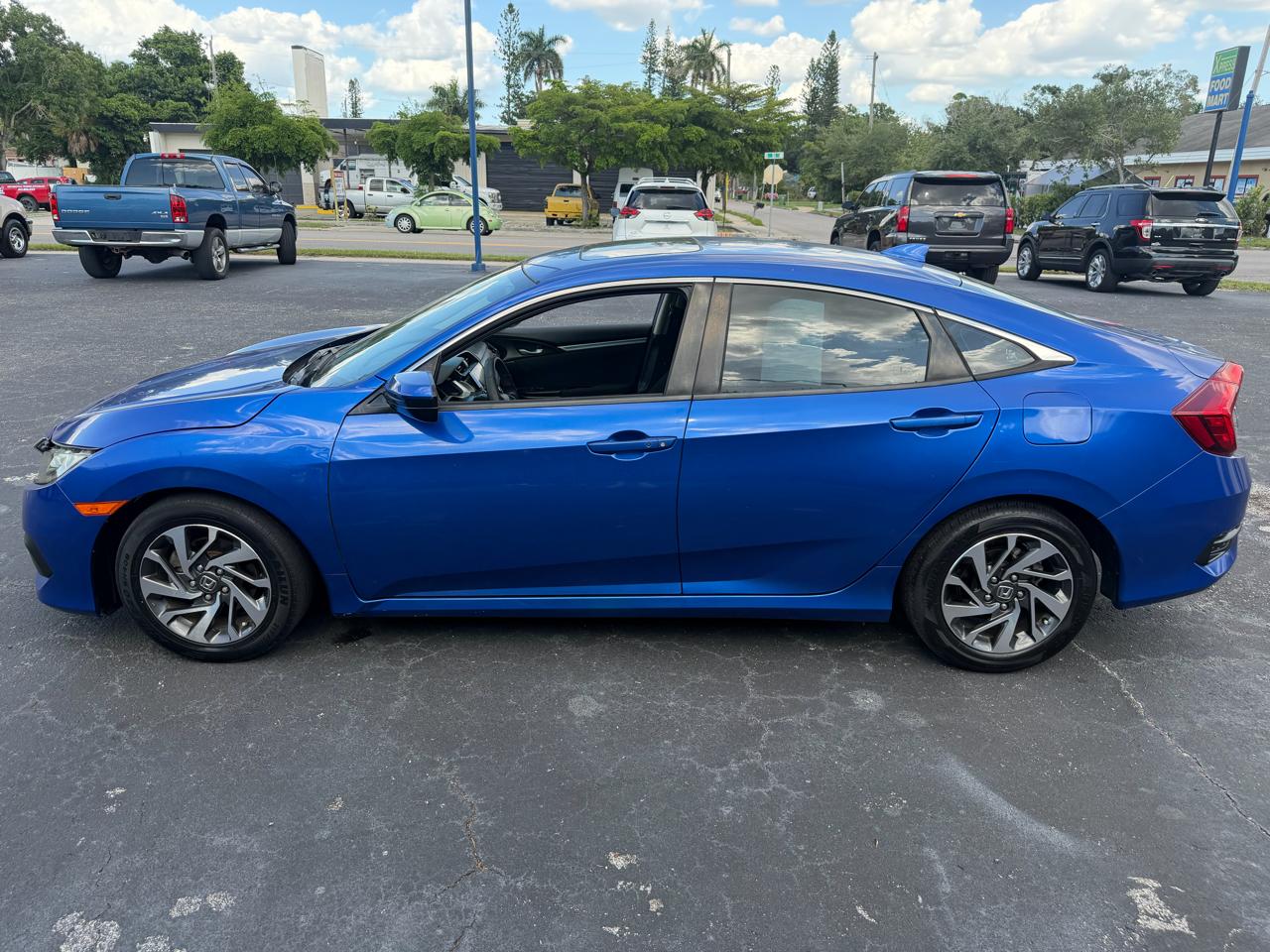 Honda Civic EX Sedan CVT 2018