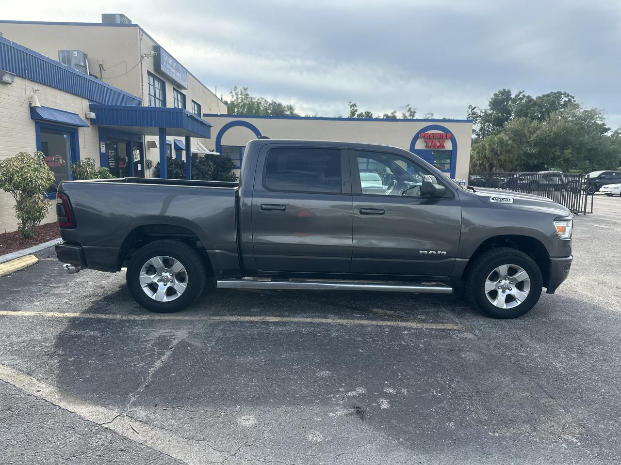Ram 1500 photo 4