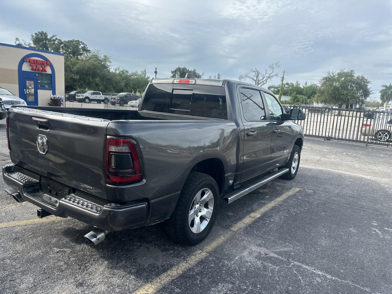 Ram 1500 photo 8