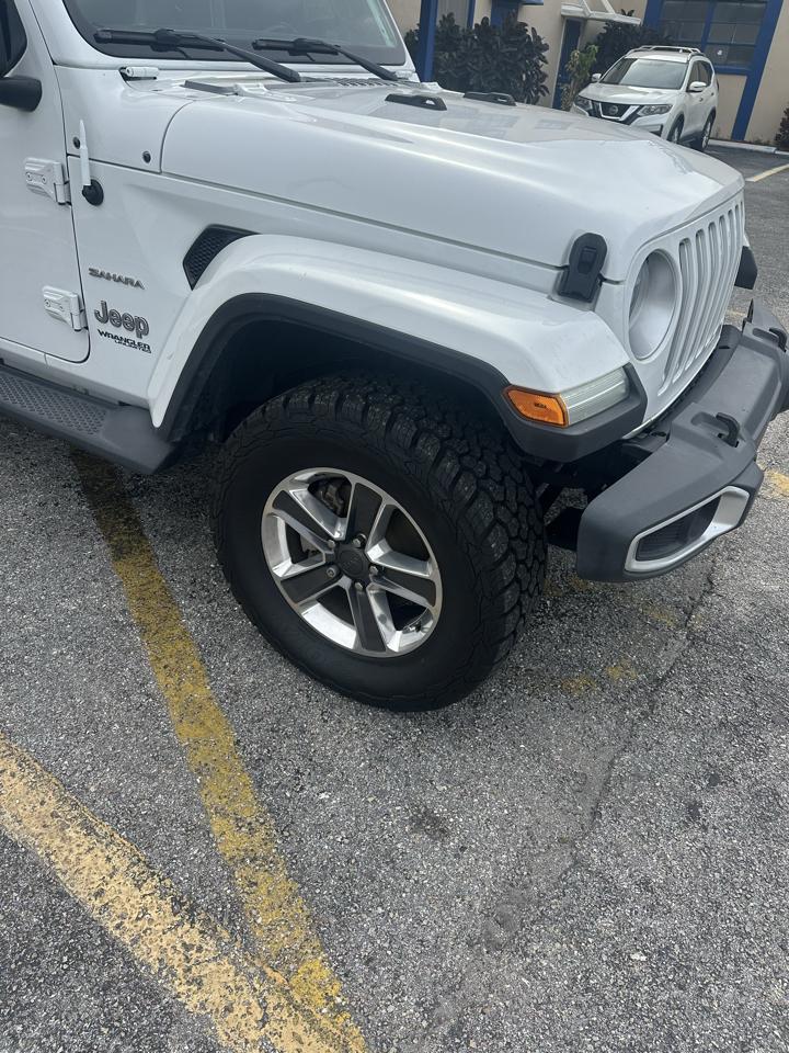 Jeep Wrangler photo 4