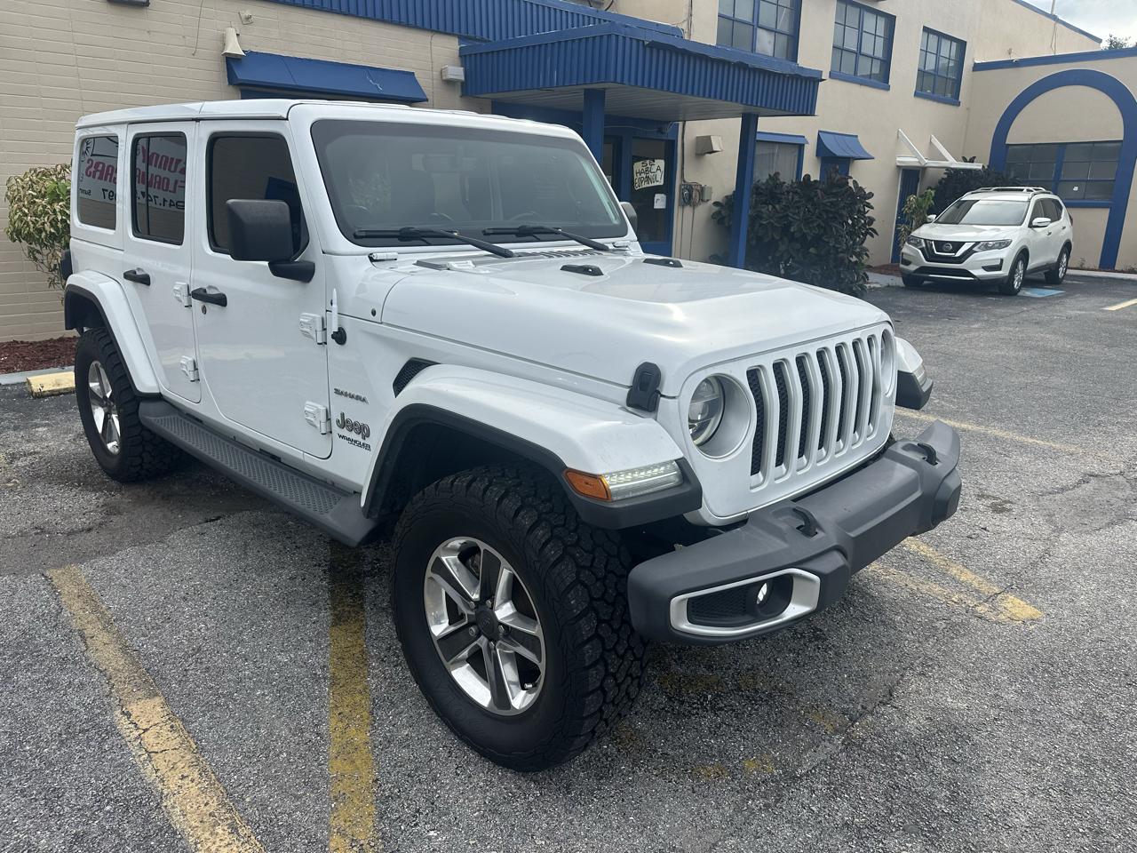 Jeep Wrangler photo 6