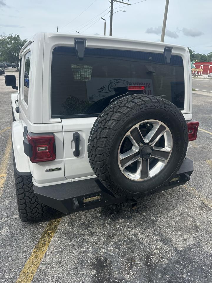 Jeep Wrangler photo 11