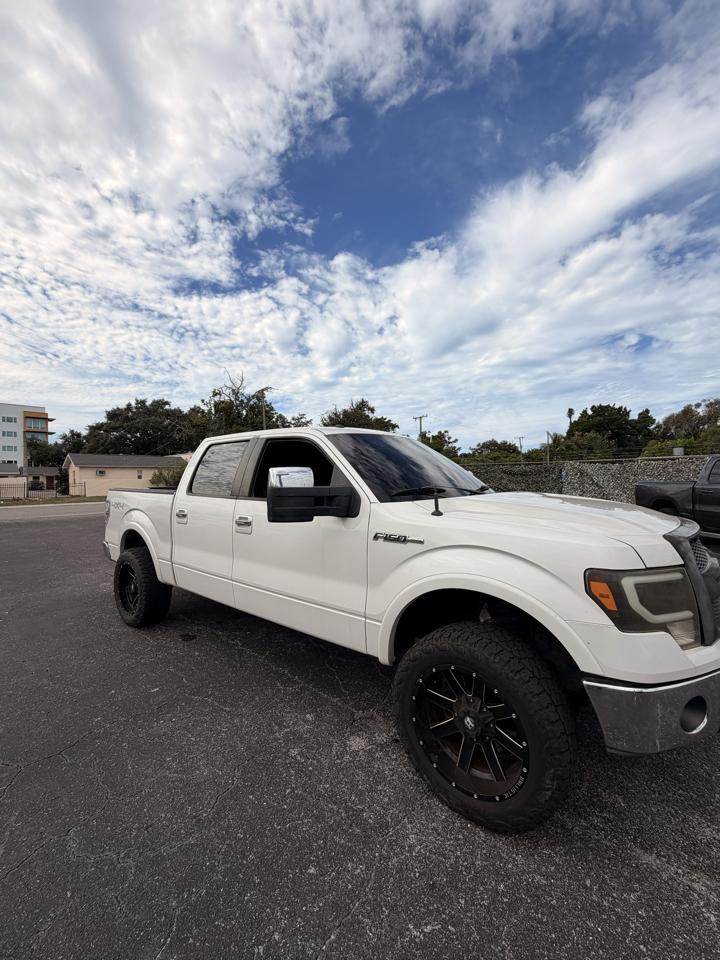Ford F-150 Lariat SuperCrew 5.5-ft. Bed 4WD 2010