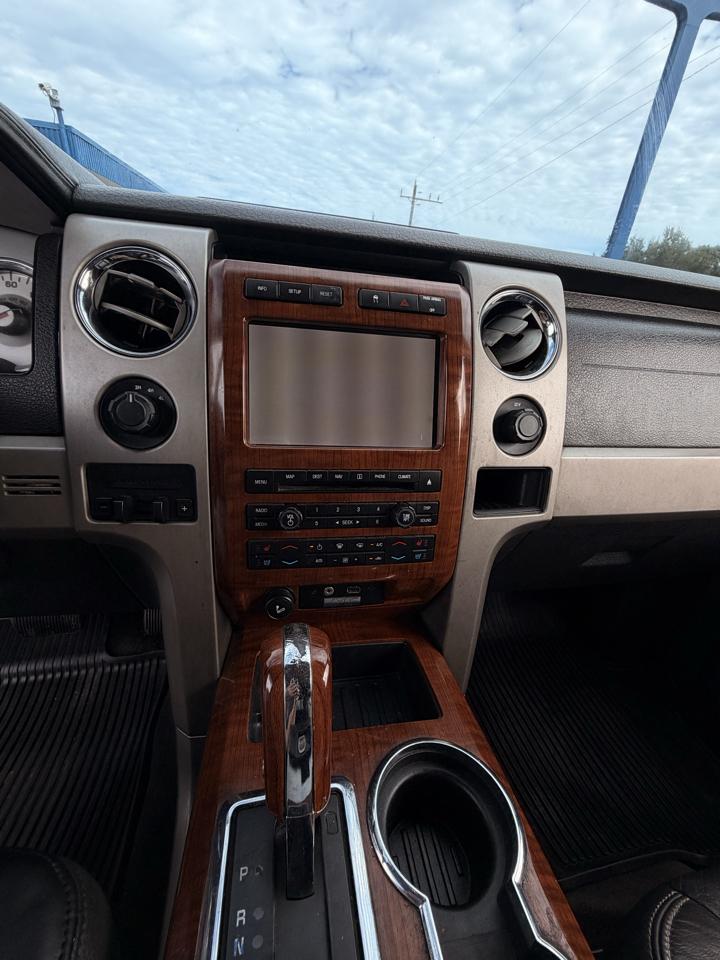 Ford F-150 Lariat SuperCrew 5.5-ft. Bed 4WD 2010