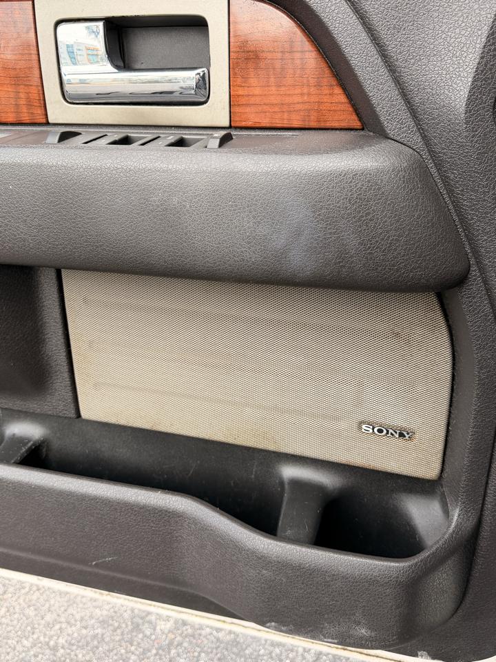 Ford F-150 Lariat SuperCrew 5.5-ft. Bed 4WD 2010