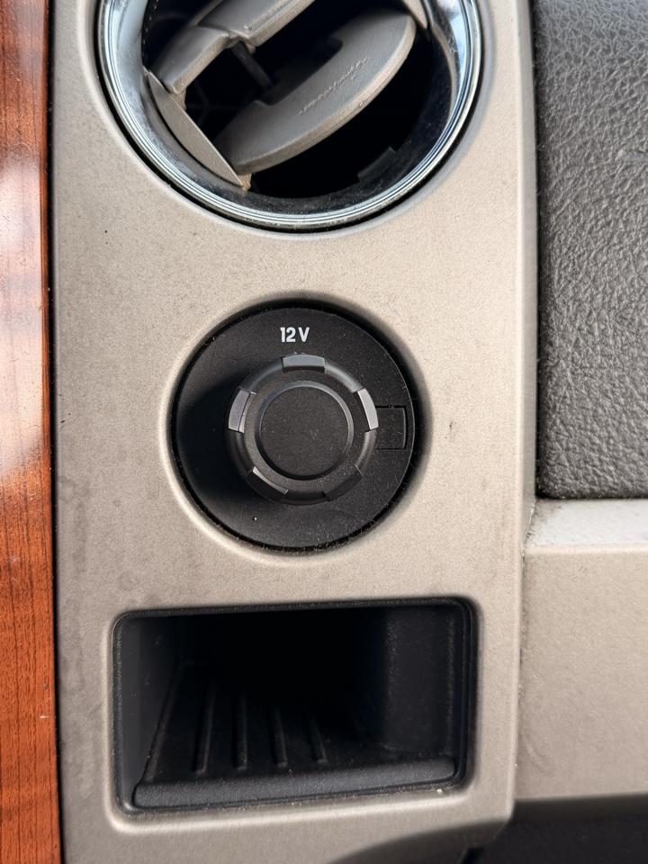 Ford F-150 Lariat SuperCrew 5.5-ft. Bed 4WD 2010