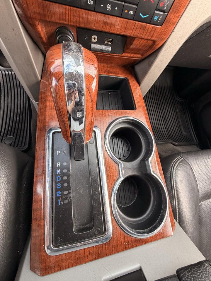 Ford F-150 Lariat SuperCrew 5.5-ft. Bed 4WD 2010