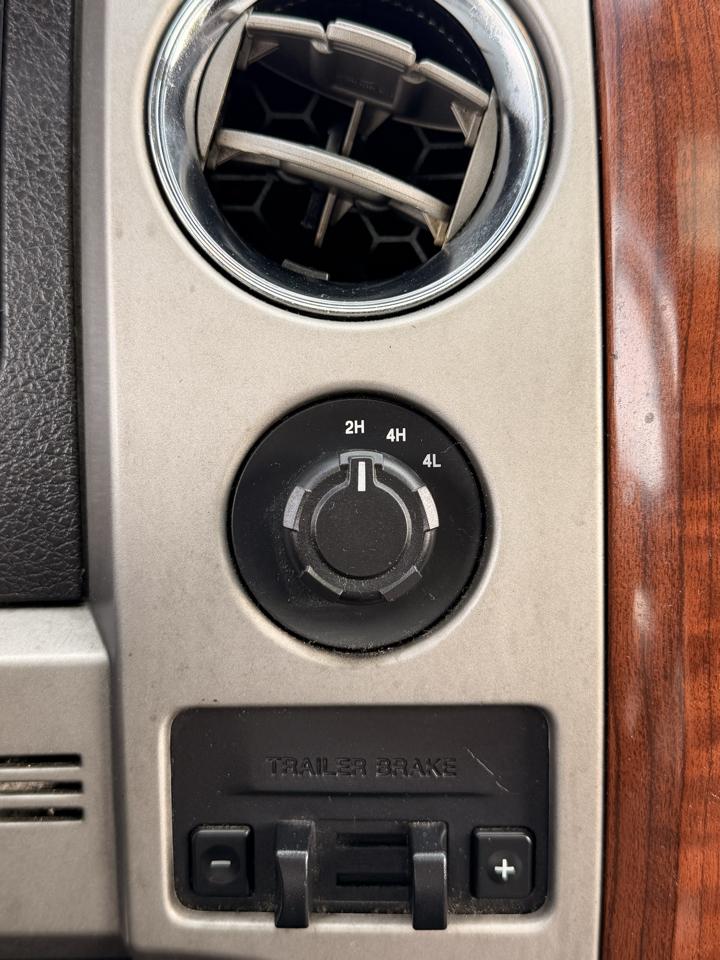 Ford F-150 Lariat SuperCrew 5.5-ft. Bed 4WD 2010