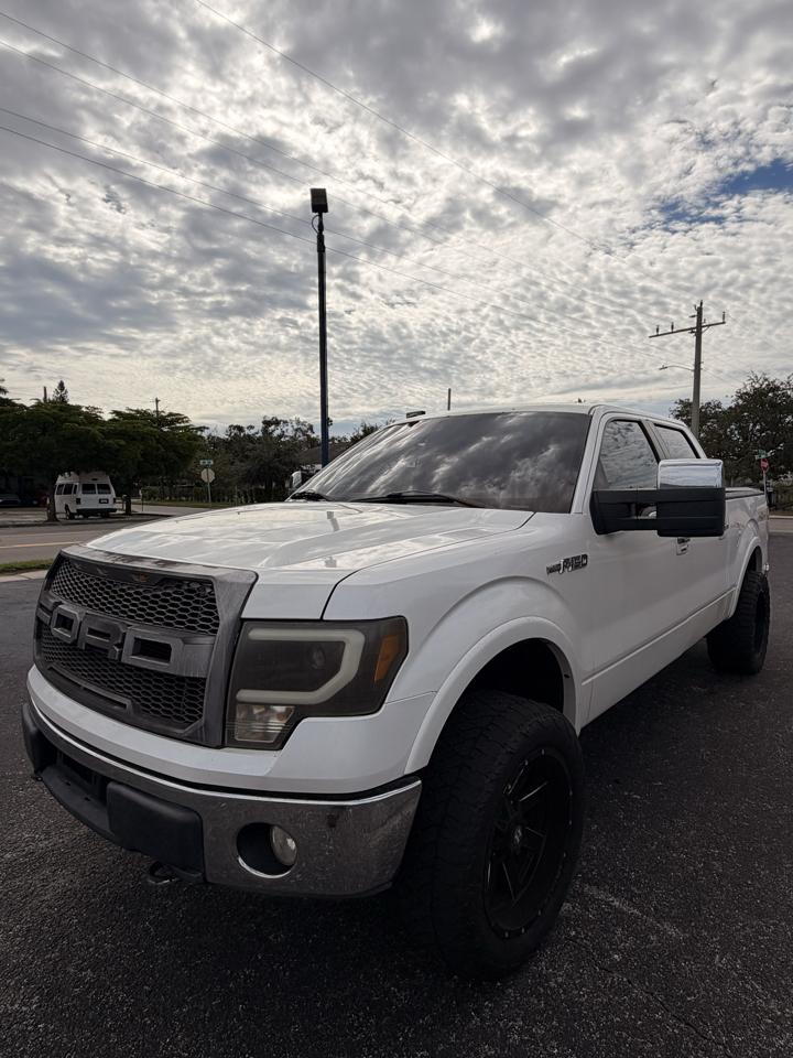 Ford F-150 Lariat SuperCrew 5.5-ft. Bed 4WD 2010