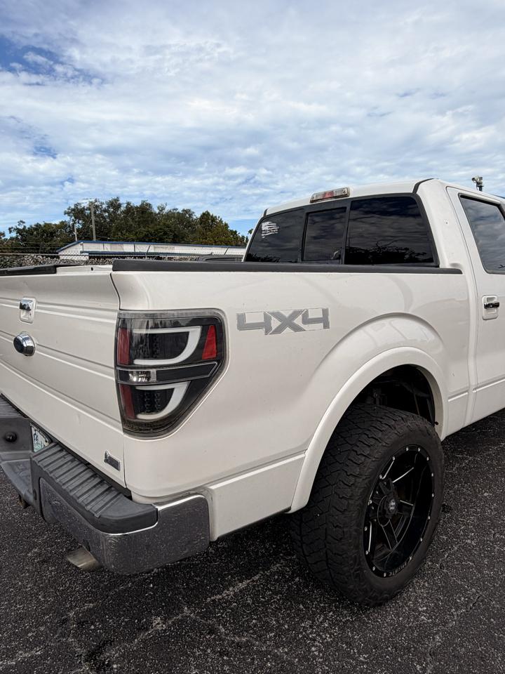 Ford F-150 Lariat SuperCrew 5.5-ft. Bed 4WD 2010