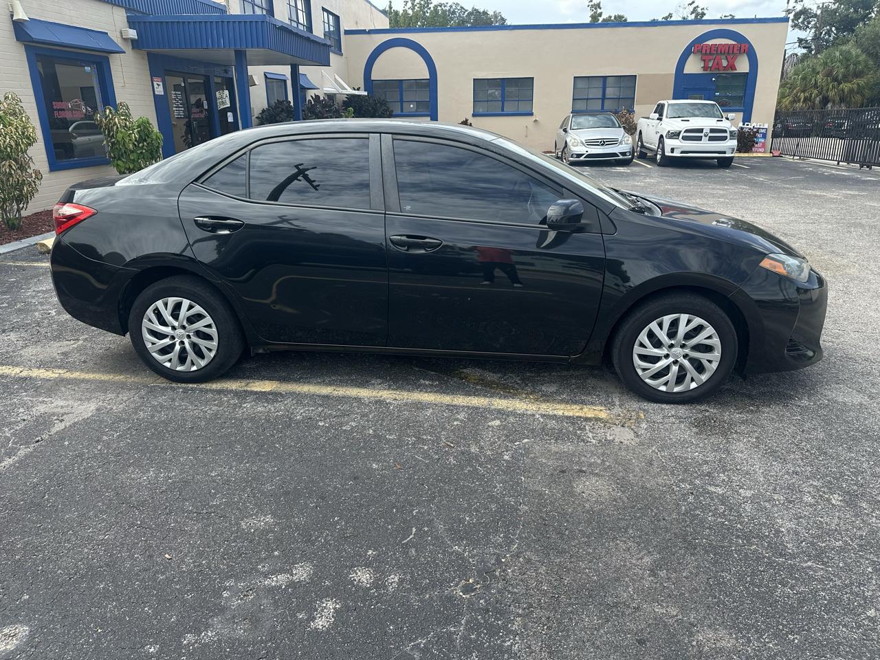 Toyota Corolla photo 4