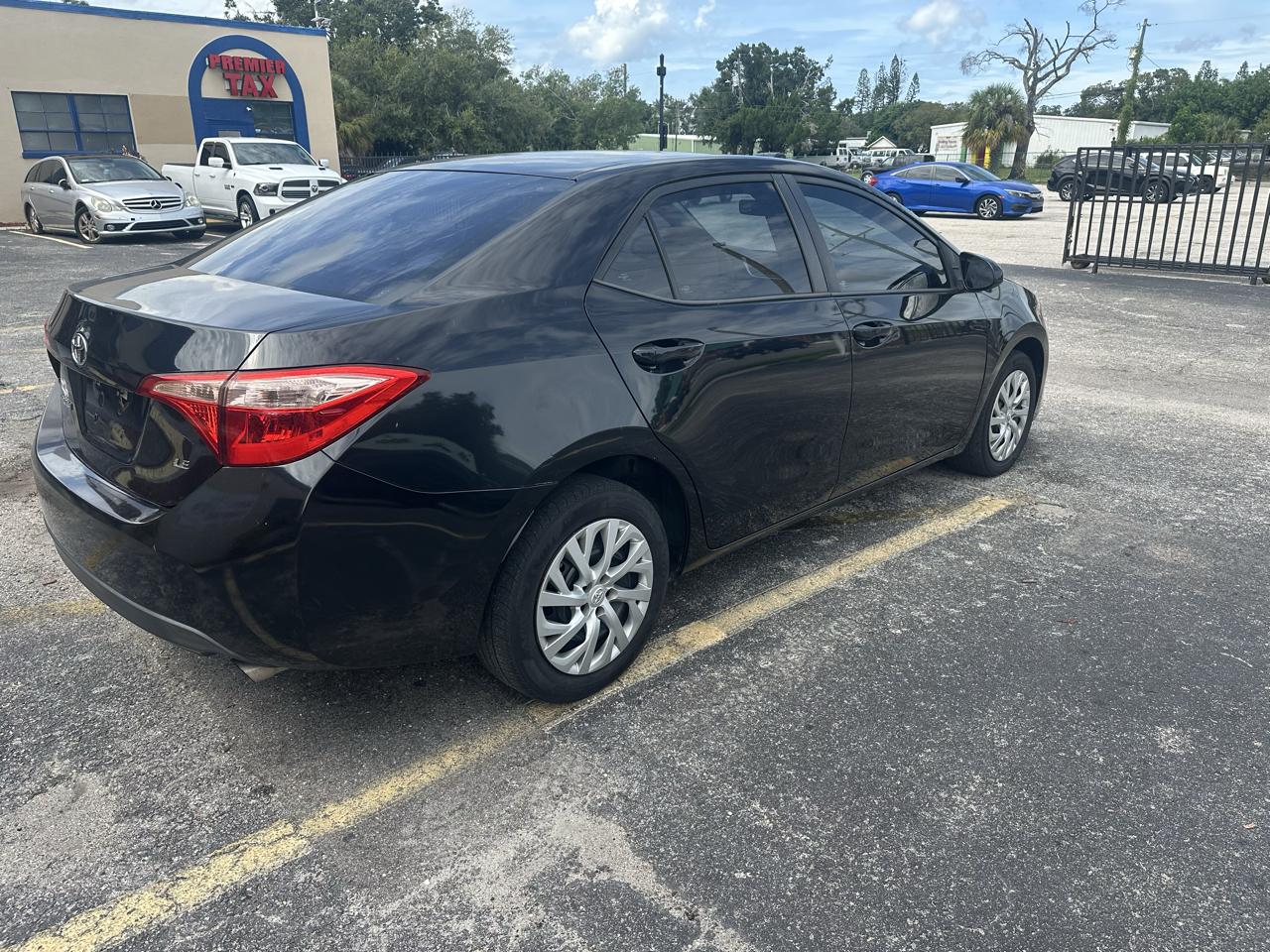 Toyota Corolla photo 7