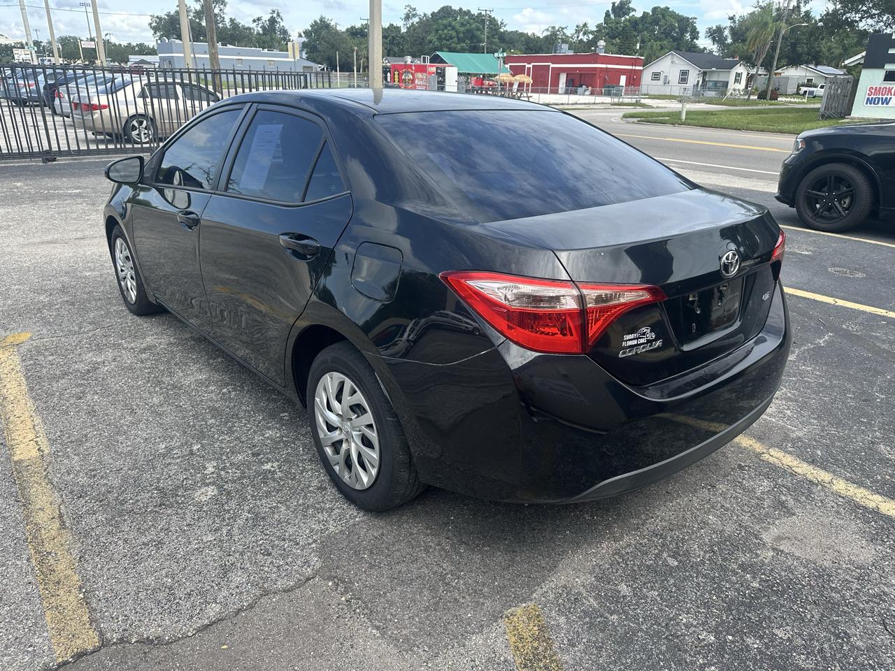 Toyota Corolla photo 12