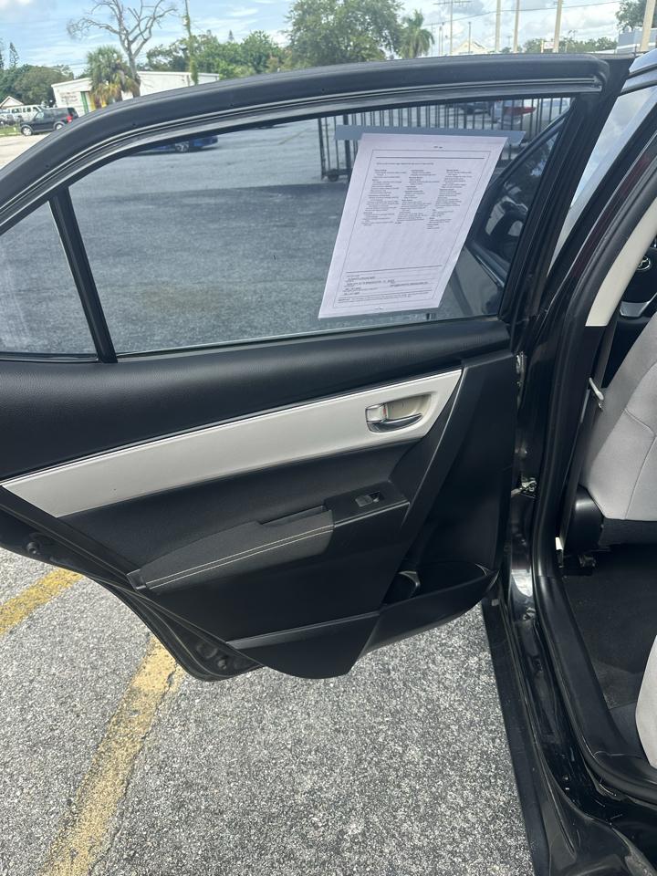 Toyota Corolla photo 16