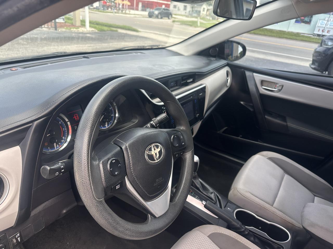 Toyota Corolla photo 17