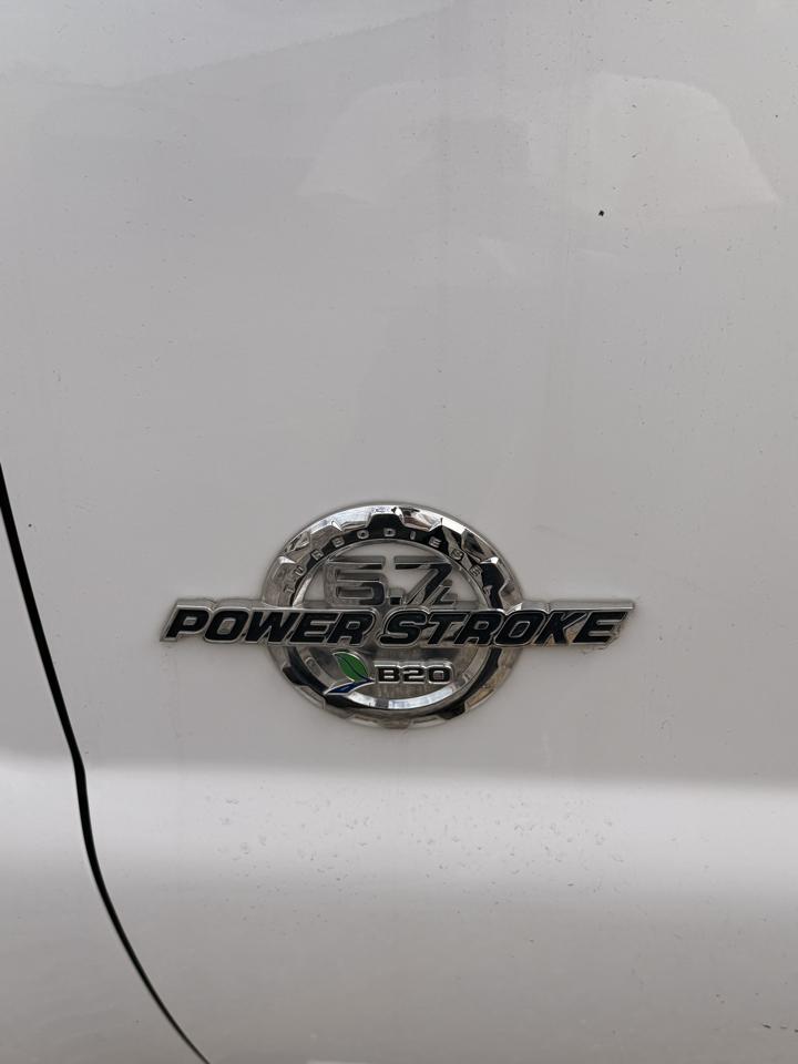 Ford F-350 photo 16