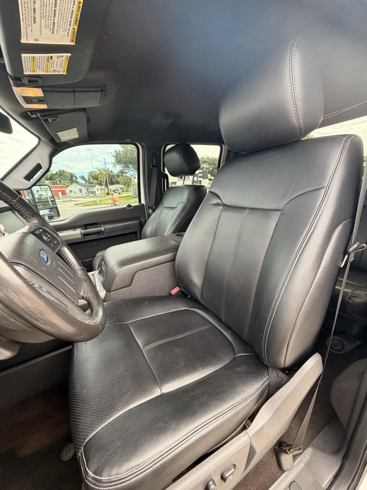 Ford F-350 photo 20