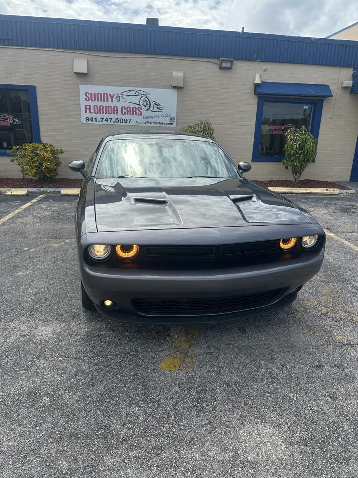 Dodge Challenger SXT 2020