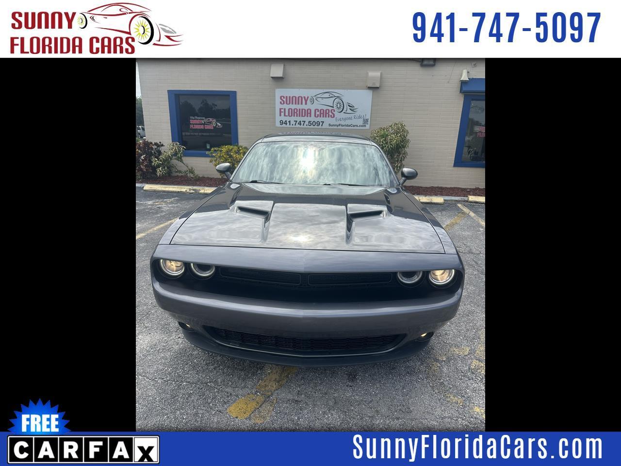 Dodge Challenger SXT 2020