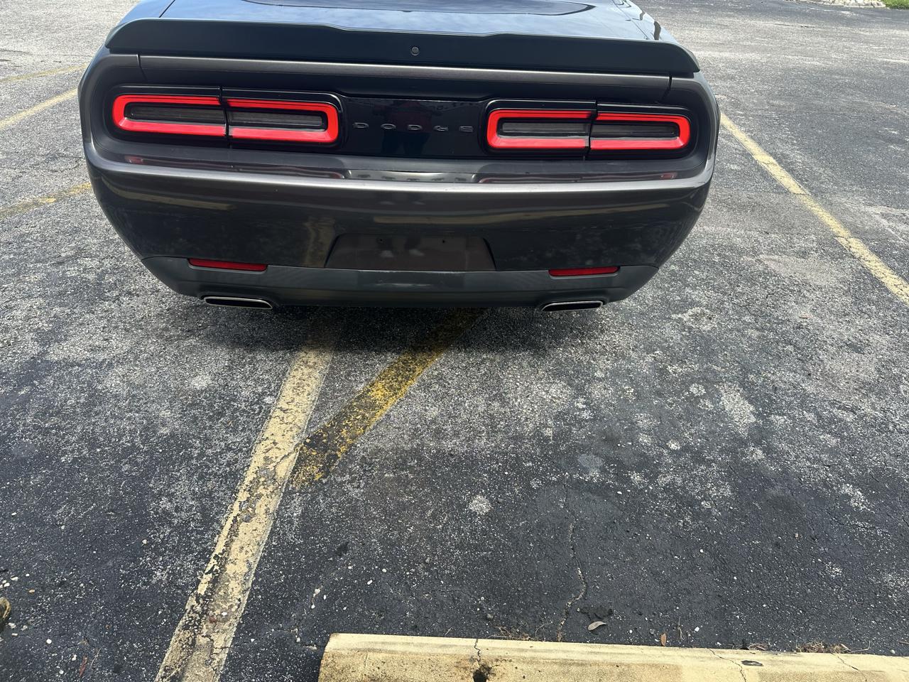 Dodge Challenger SXT 2020