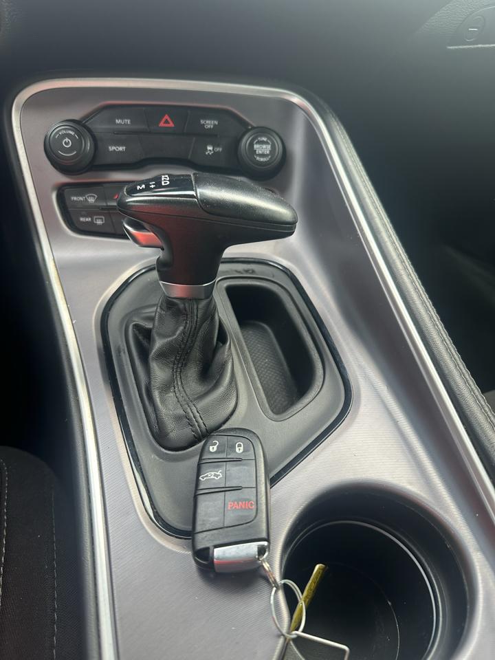 Dodge Challenger SXT 2020