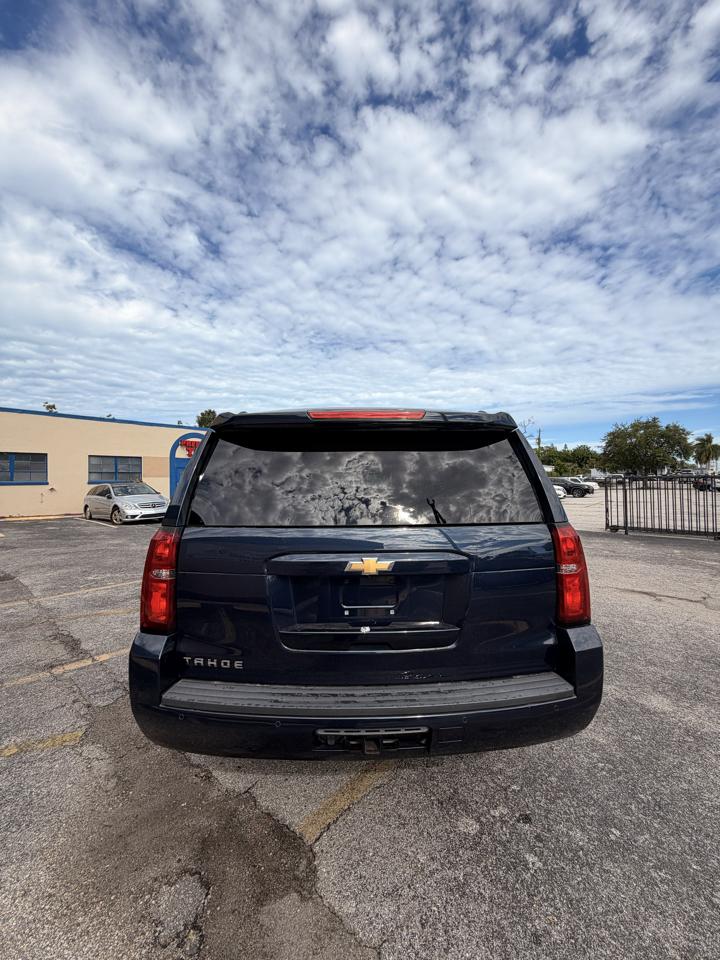 Chevrolet Tahoe photo 7