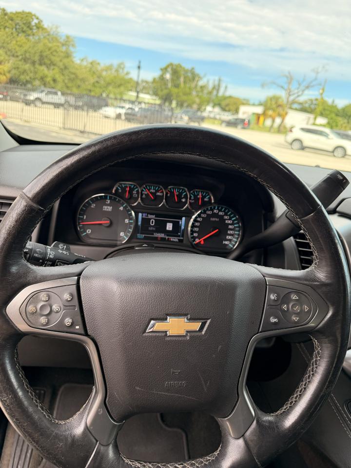 Chevrolet Tahoe photo 10